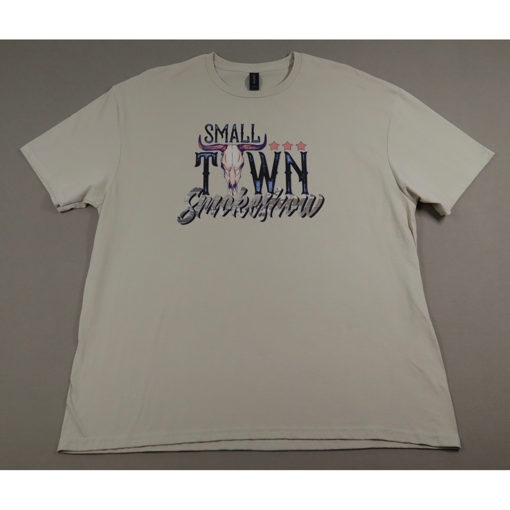 Women's Small Town Smoke‎ Show Graphic Tee - Beige - Size 2 XL
